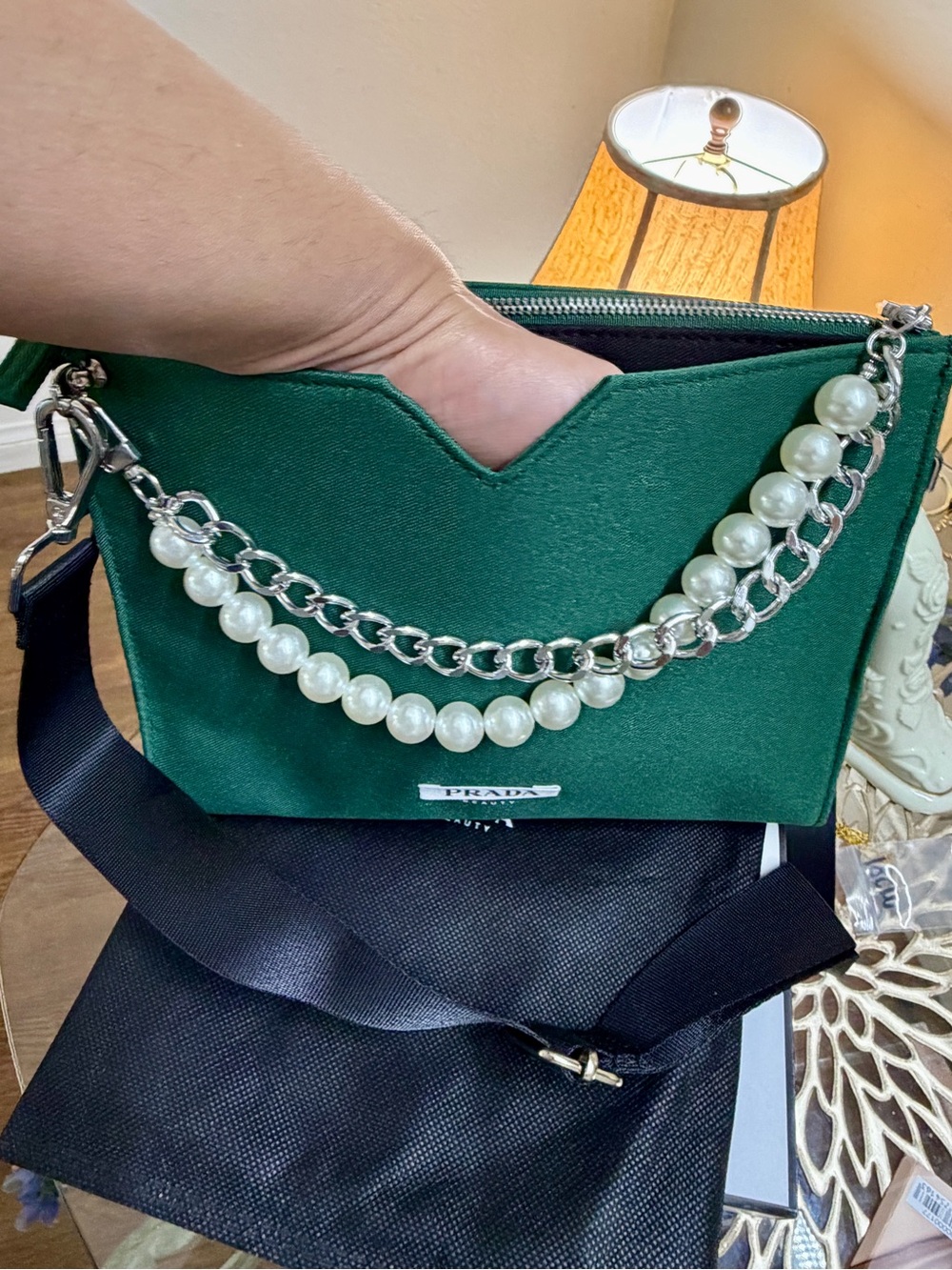 Prada - Picture 4 of 14